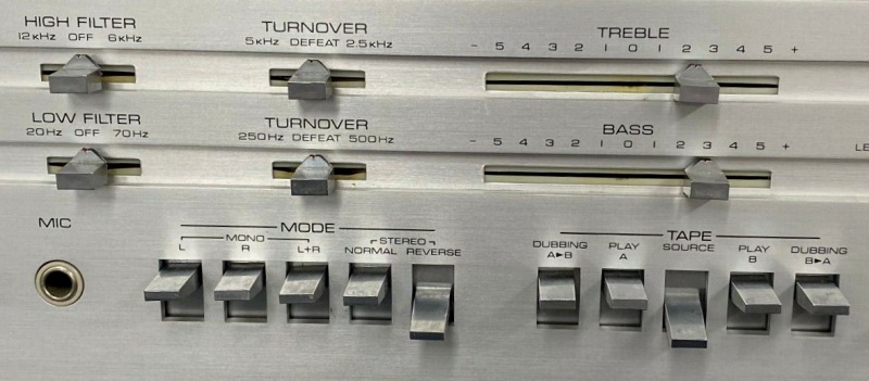 Yamaha CR-1000 Controls